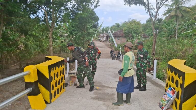 Dandim 0825 Banyuwangi Letkol (Arh) Joko Sukoyo Tinjau Progres Pembangunan Jembatan TMMD