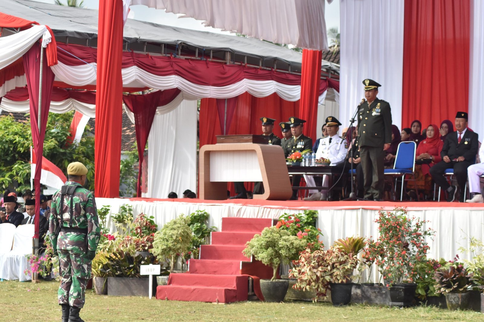 Satgas TMMD 125 Ikuti Upacara HUT RI ke-80 di Lapangan Siliragung