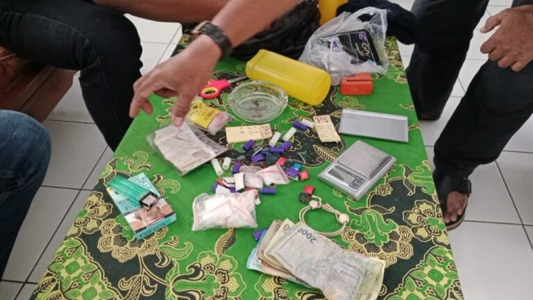 Kodim 0825/Banyuwangi Bongkar Jaringan Narkoba, 34 Paket Sabu Siap Edar Berhasil Diamankan