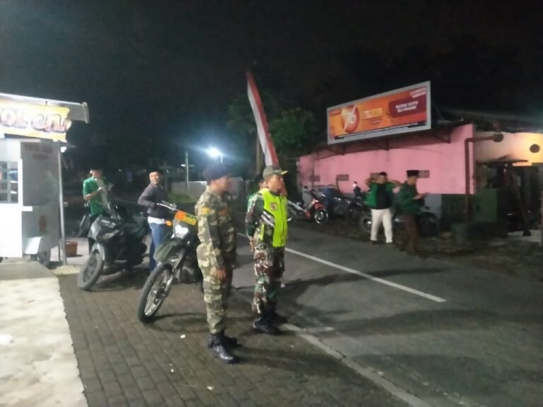 Sinergi TNI dan Banser di Songgon: Patroli Gabungan Jaga Objek Vital