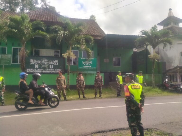 Sinergitas Koramil 0825/20 Songgon Bersama Banser Laksanakan Apel Dan Patroli Gabungan Di Wilayah Kecamatan Songgon