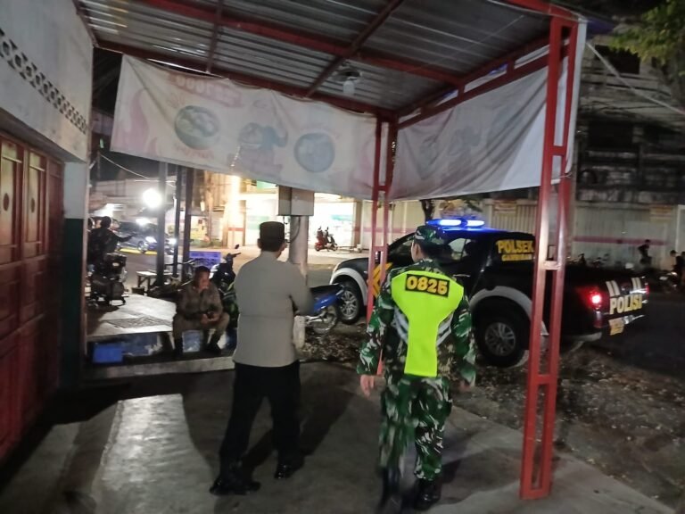 Wilayah Kecamatan Gambiran Aman dan Kondusif Berkat Sinergitas Rutin TNI-Polri.