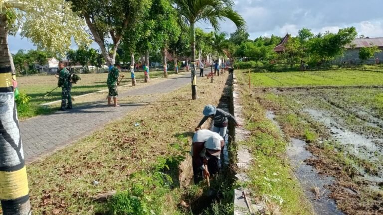 TNI dan Rakyat Bersatu, Koramil 0825/06 Gambiran Gelar Karya Bhakti Bersama Warga.