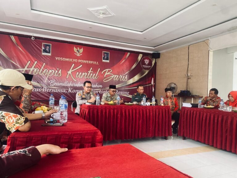 Danramil 0825/06 Gambiran Hadiri Rapat Evaluasi dan Monitoring Penanggulangan Kemiskinan, Tegaskan Komitmen Dukung Program Pemerintah.