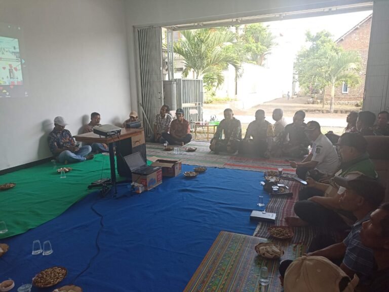 Dukung Kedaulatan Nasional, Danramil 0825/06 Gambiran Ikuti Vidcon Panen Raya dan Pengumuman Swasembada Pangan Bersama Presiden RI.