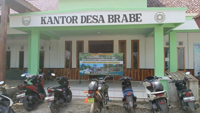 Posko TMMD ke-126 Kodim 0820/Probolinggo Jadi Pusat Kendali Pembangunan Desa Probolinggo.