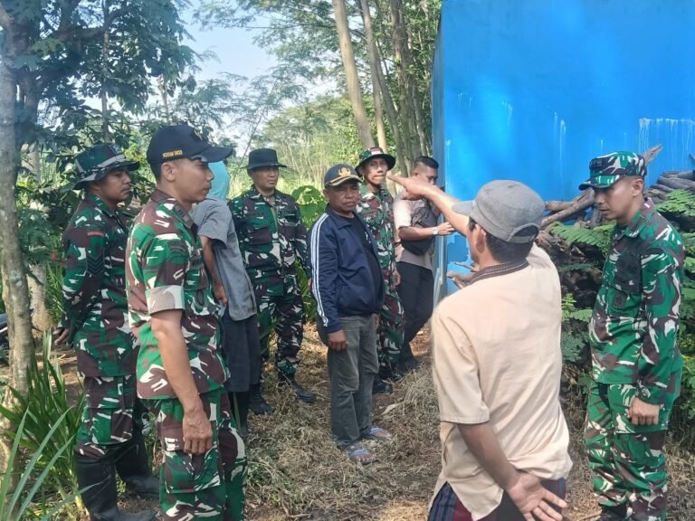Danramil 0820-21/Maron Jadi Motor Penggerak TMMD ke-128 di Desa Brabe.
