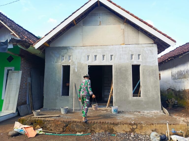SASARAN FISIK TMMD KE-128: RENOVASI 10 UNIT RTLH DI DESA BRABE.
