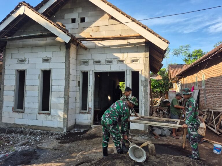 Rehab RTLH Milik Ibu Rafi’ah di Dusun Klagin Capai 85 Persen