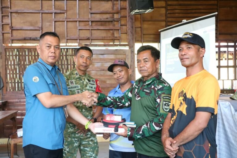 Pemberian Sarana dan Prasarana Alat Olahraga TMMD Ke-128 Tahun 2026 Dorong Semangat Pemuda dan Pengembangan Desa Wisata di Brabe.