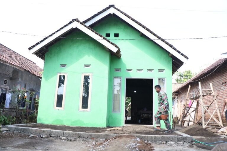 Senyum Bahagia Penerima Manfaat RTLH, Rehab Rumah Segera Rampung.