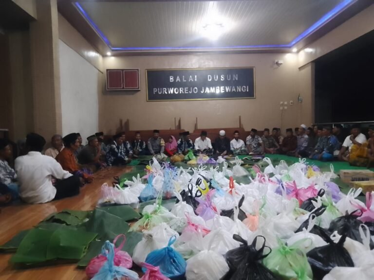 Lestarikan Tradisi Leluhur, Warga Dusun Parastembok Banyuwangi Gelar Tasyakuran dan Bersih Dusun