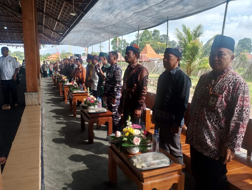 Jaga Toleransi Dan Kondusifitas, Danramil 0825/06 Gambiran Hadiri Sannipata Tri Suci Waisak 2570 BE.